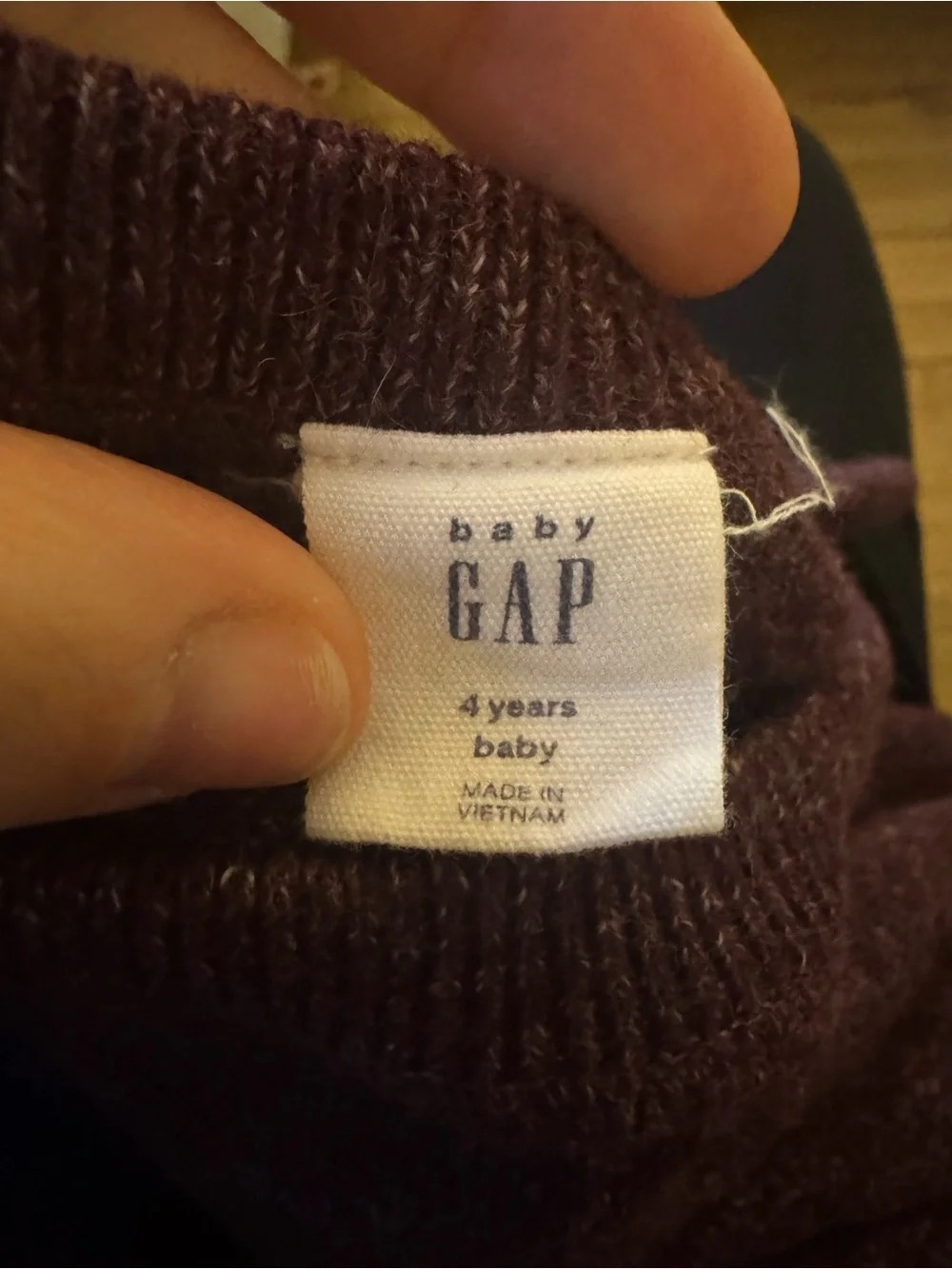 Gap Crewneck Sweater in Marled Burgundy/Plum (Size 4T)